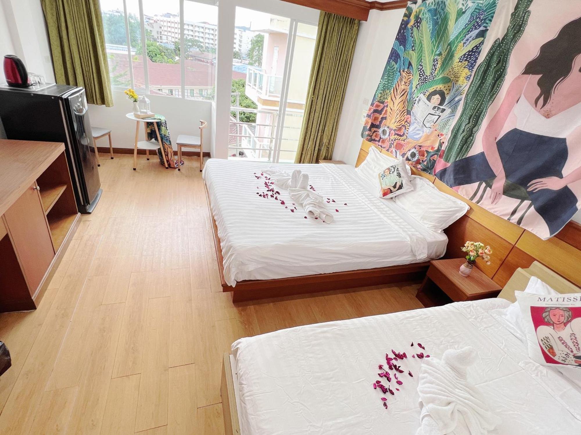 Lanting Patong Exterior foto