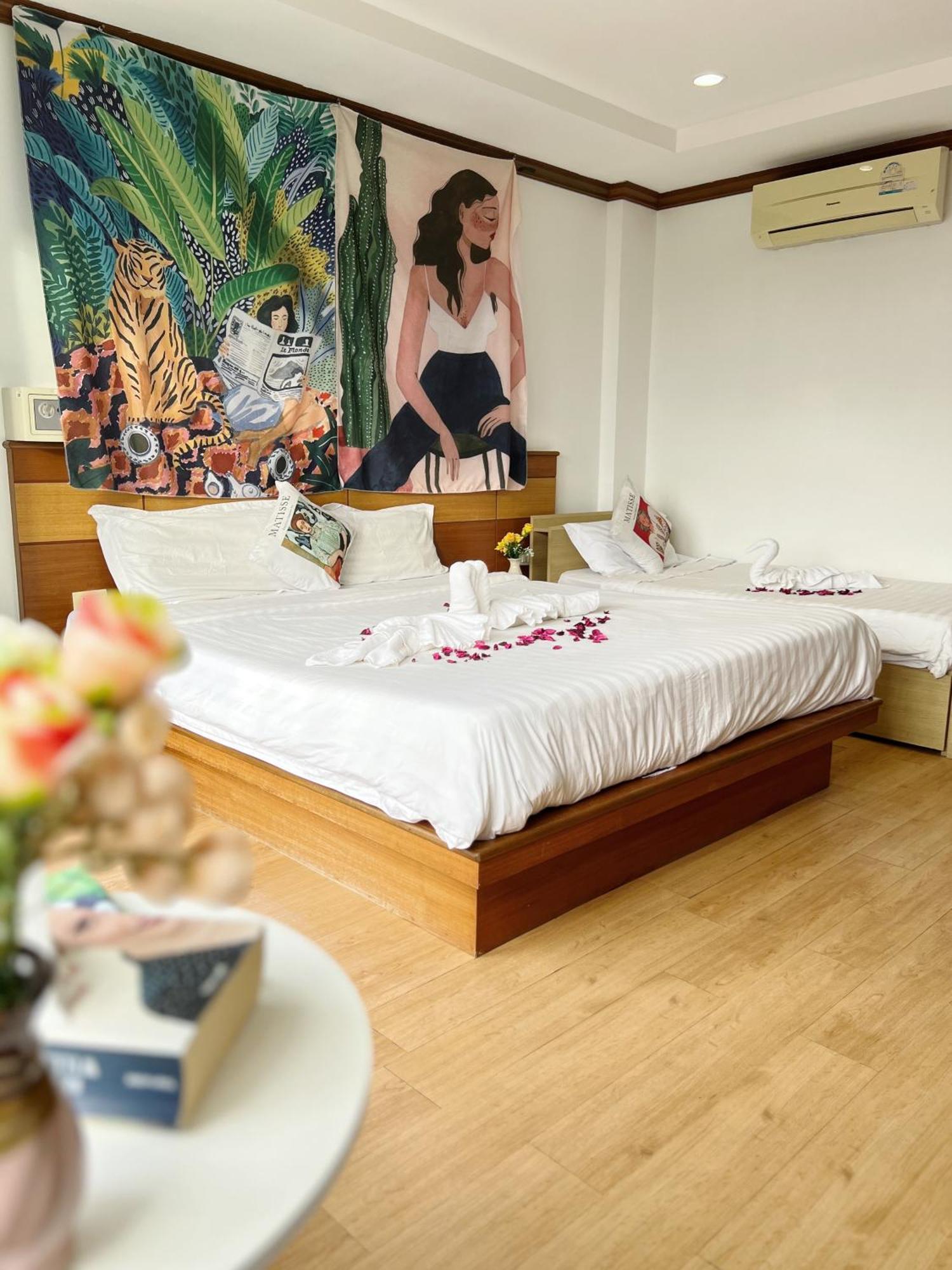 Lanting Patong Exterior foto