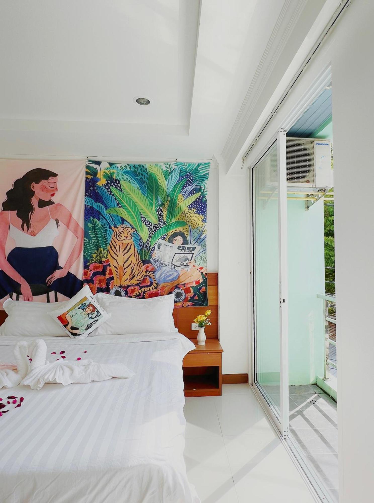 Lanting Patong Exterior foto